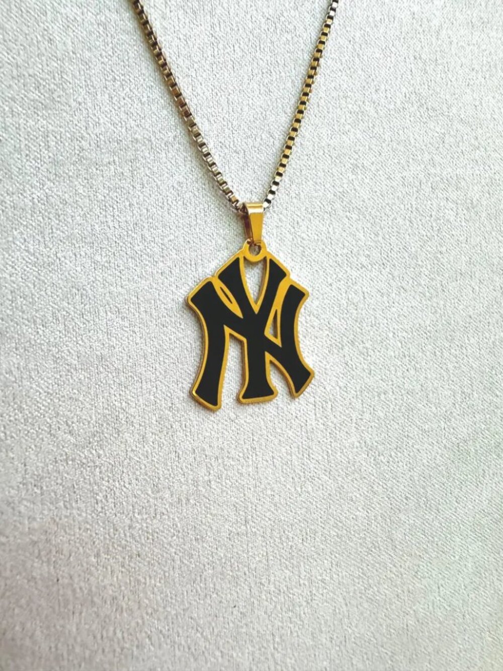 New York Yankees Necklace - Gold Box Chain - 22" Chain - Baseball - Y2K - Unisex
